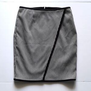Calvin Klein Women's Petite Black & White Houndstooth Skirt, Size 10P